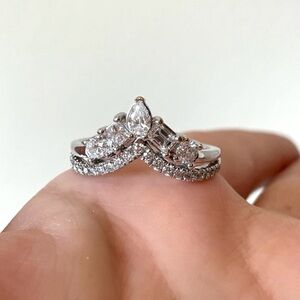 Elegant Diamond Ring